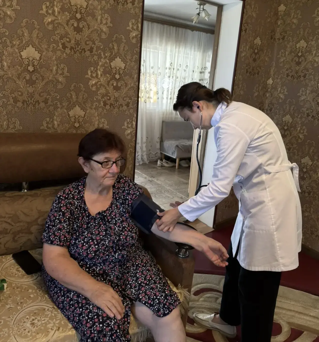 Кабинет медицинской профилактики совместно с участковой службой провели серию подворовы...