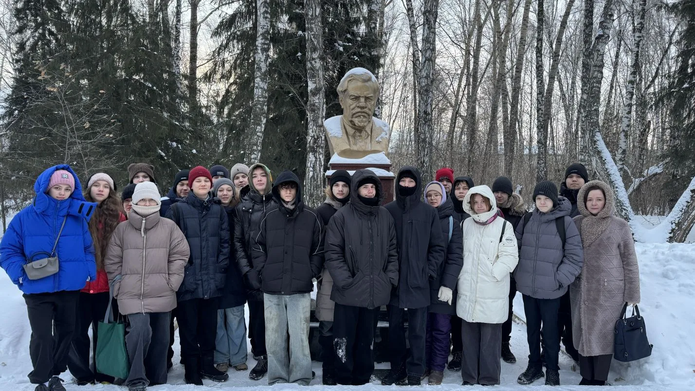 🪄ЭКСКУРСИЯ В СИБНИА🪄  ✈️ Ученики 8 «Е» класса посетили один из крупнейших научно-исследовательских и