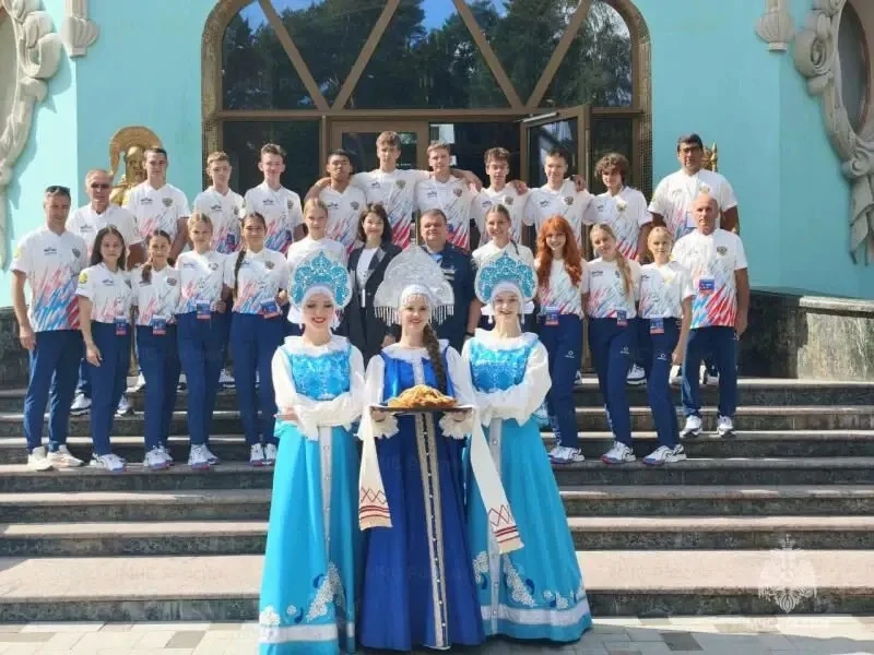 Солистки ансамбля «Россия», выпускницы «Детской хореографической школы» приняли участие...