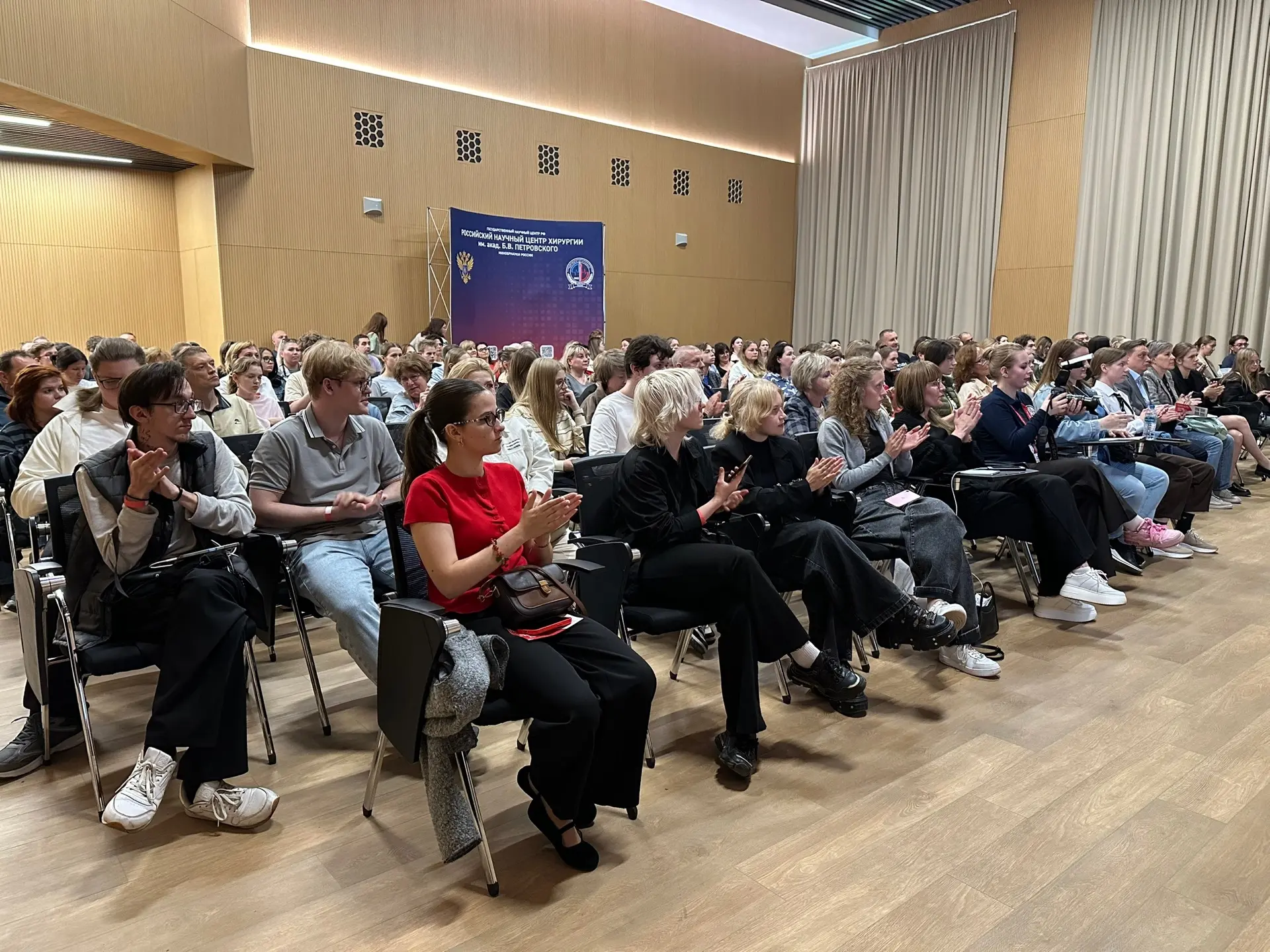 19 июня - встреча с Приемной комиссией Медицинского университета Петровского.

Уже традиционное меро