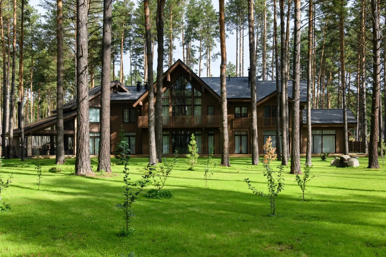 Проект АРХИВУД: дом RATAS

🌲 Современный дом, сочетающий элементы традиционной и современной архите