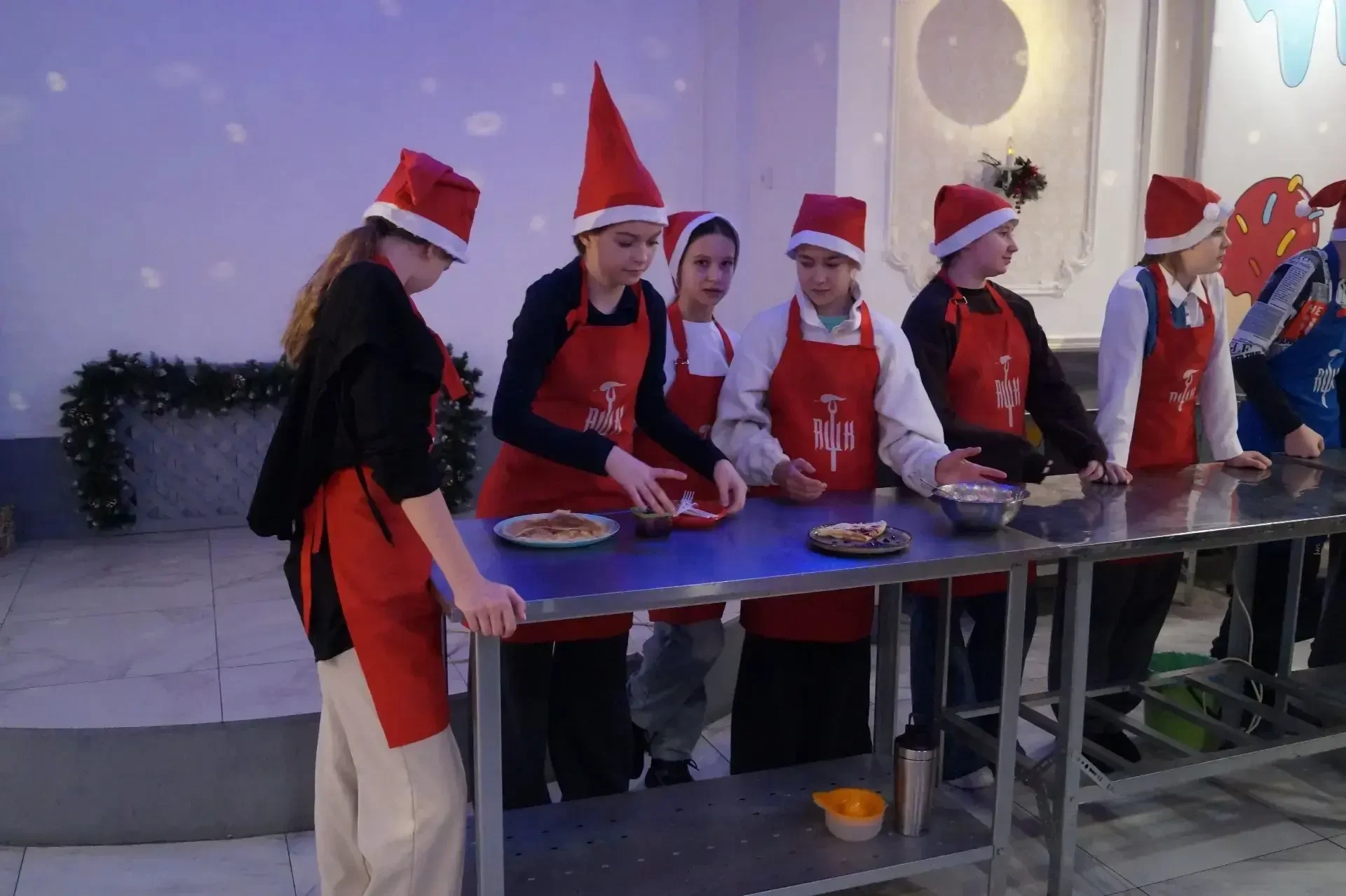 🎄 Новогодняя "Адская Кухня" в 6 "А"! 🍳✨29 декабря ученики 6 "А" класса приняли участие в увлекательн