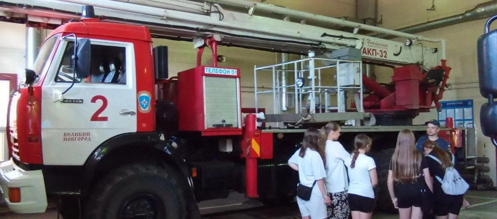 🚒 Экскурсия в пожарную часть!
Пришкольный лагерь — это время не только для игр на свежем воздухе, н
