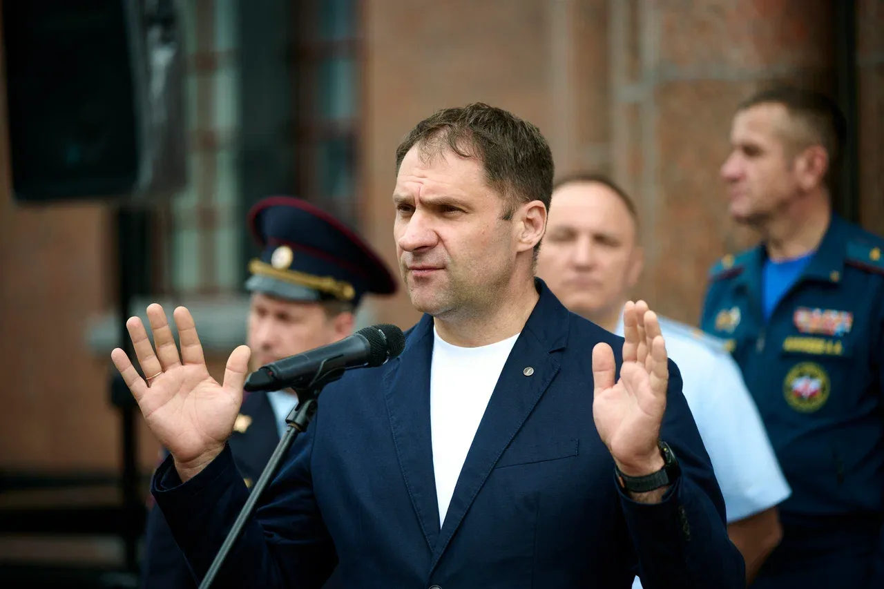 Екатеринбургская епархия наградила Уральский федеральный университет за проведение выставки «Литурги