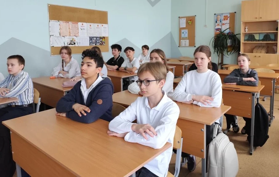 🌍 Сегодня в нашей школе прошло занятие из цикла «Разговоры о важном» на тему «День Земли — каждый де