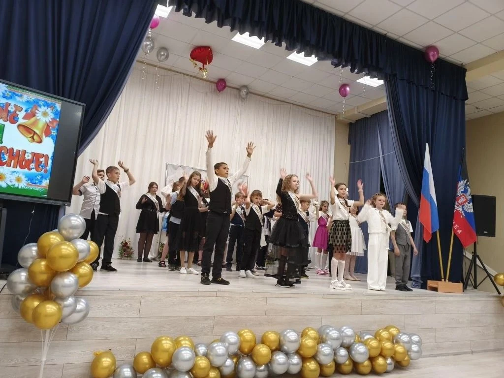 Выпускной в 4‑м классе стал особенным днём — днём, который останется в памяти навсегда.