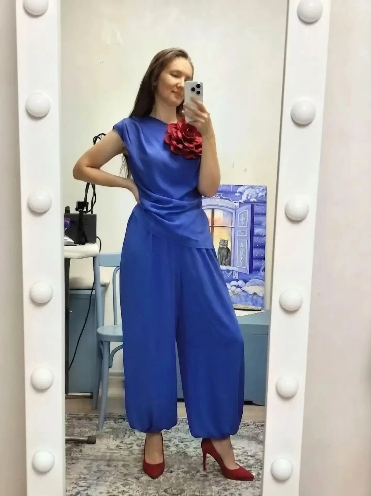 Цвет Марина хорошо сочетается со всеми оттенками красного, белого и розового. Вот думаю👌