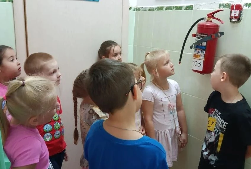 В нашем детском саду прошёл очень важный день — День пожарной безопасности. Ребята гово...