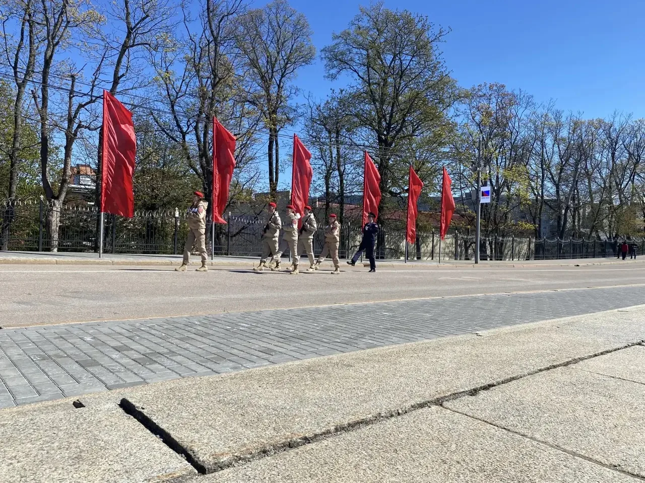 🇷🇺Наши юнармейцы заступили на Пост №1   Это почётная и ответственная миссия, символ уважения к истор