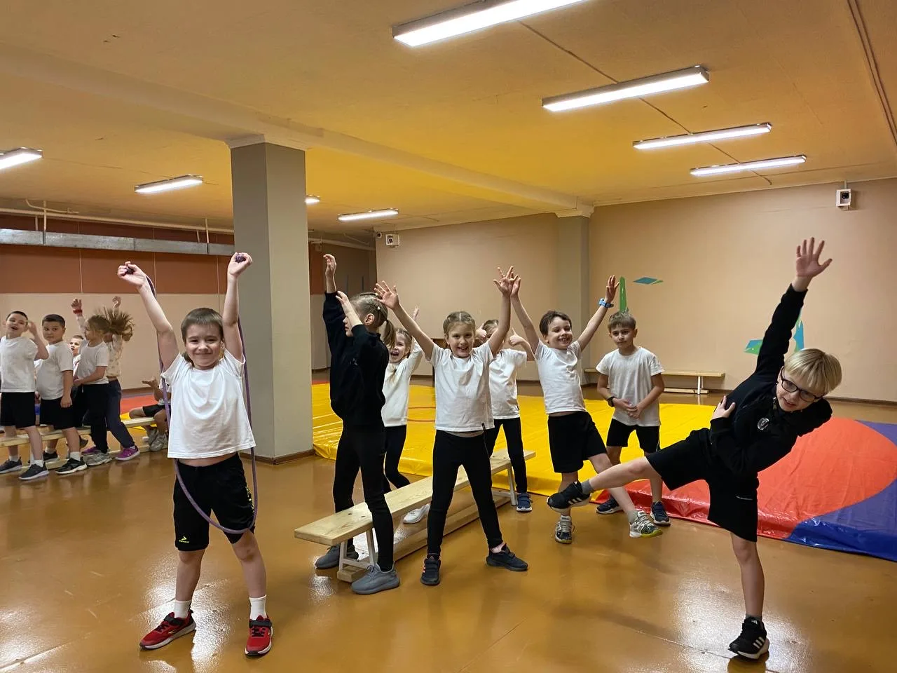 42 мгновение о спортивной жизни Второй Гимназии 🤼‍♀️🏸🏀  Спорт- это одна из самых важных частей образ