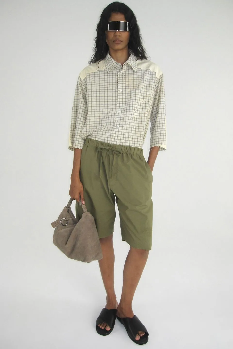 Приятная, понятная, с изюмом коллекция MM6 Maison Margiela Resort 2027 #к_утреннему_кофе

берём на в