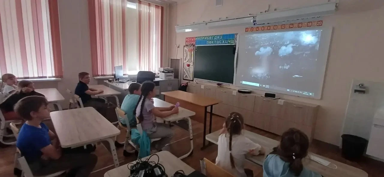 18 июня. Последний день смены, который стал первым днем нашей Памяти.

Казалось бы, до 22 июня еще ц
