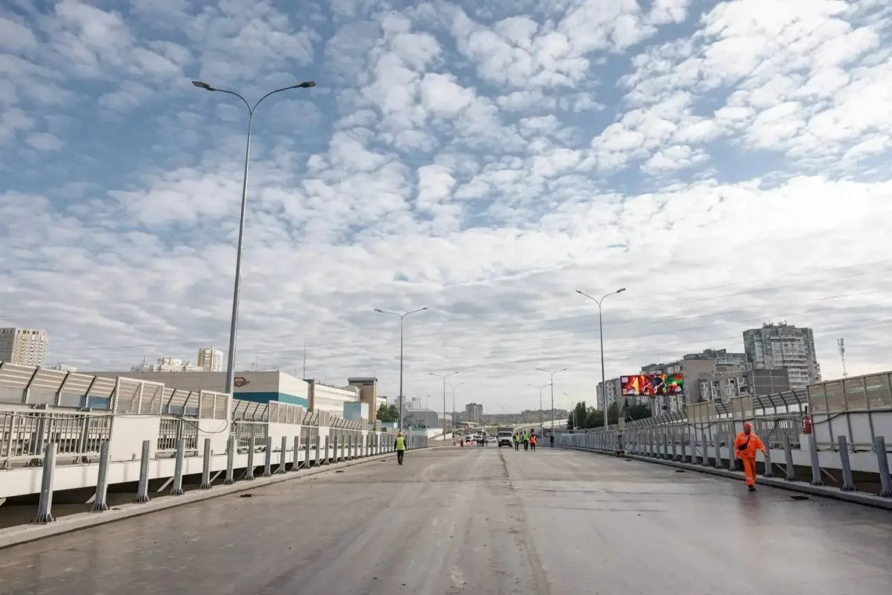 🛣️ Движение по развязке у «Калины» полностью откроют в сентябре