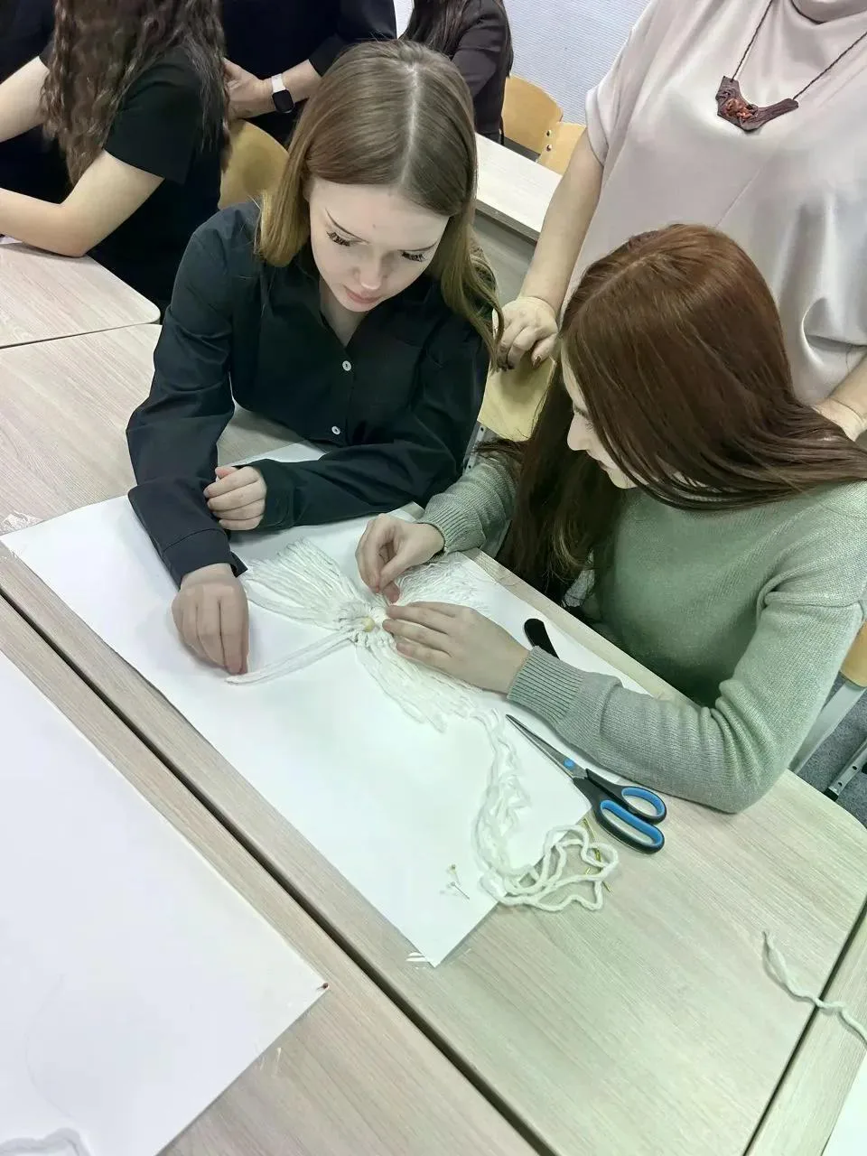 Прикоснись к профессии.  В рамках профессиональных проб "Прикоснись к профессии" ученики 8А класса п