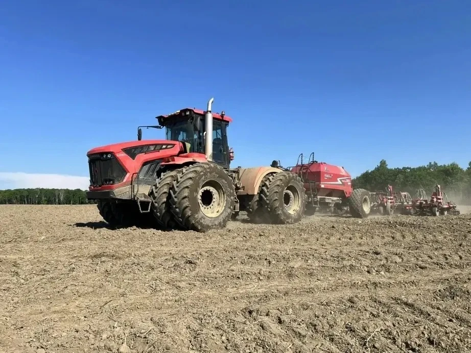 🌱 Аграрии края завершают посевную кампанию

Засеяно уже порядка 77 % площадей. Всего в 2026 году пл