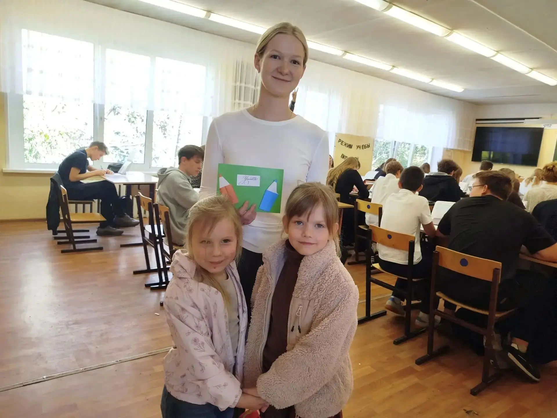 Самое милое поздравление ко Дню учителя от Орлят-дошколят МОУ Сергиевской СОШ! 👩‍🏫👨‍🏫
