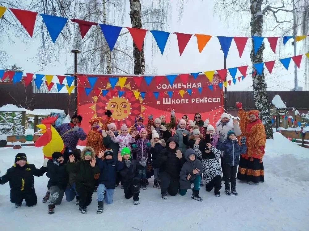 Масленица — восточнославянский традиционный праздник, отмечаемый в течение недели перед Великим пост
