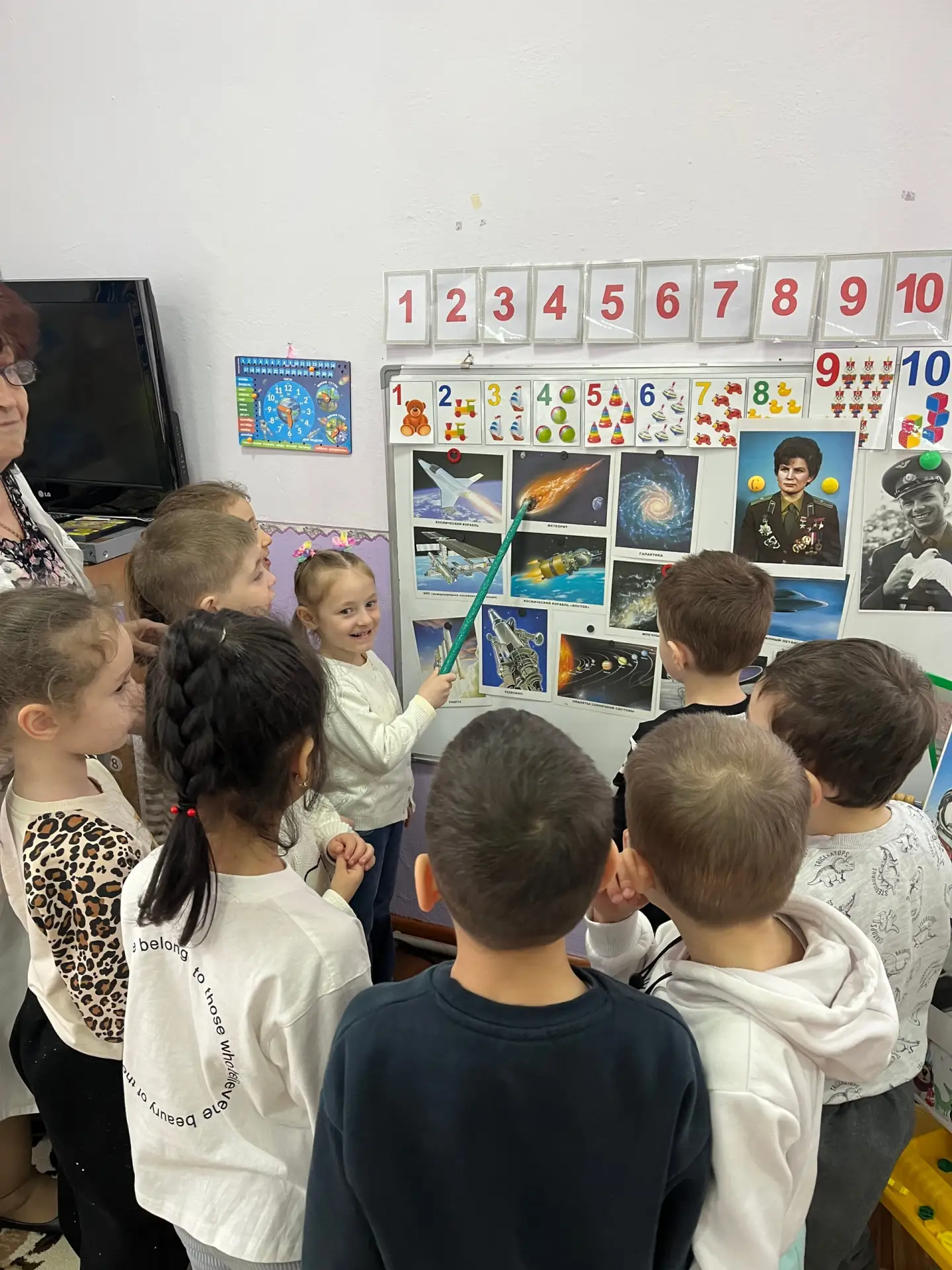 Сегодня в нашем детском саду прошла увлекательная беседа, посвящённая Дню космонавтики!...