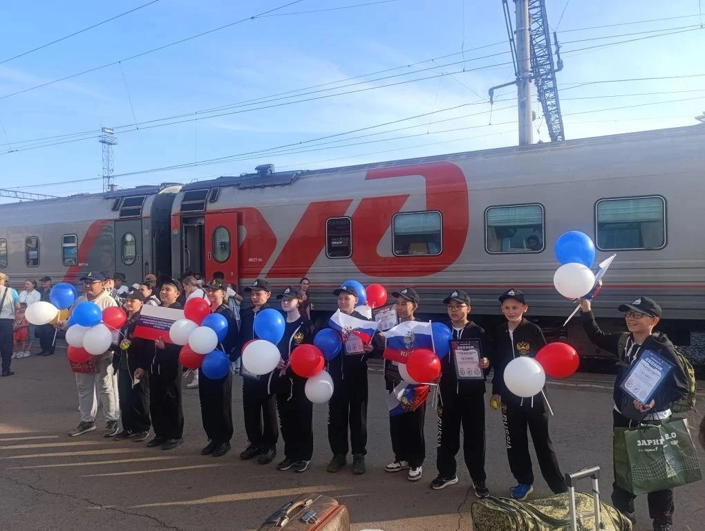 Наши ребята-кадеты 7-х классов вернулись с окружного этапа Всероссийской военно-патриотической игры 