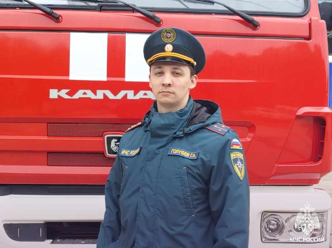 #ЛицаМЧС   🫡Путь профессионала: как Глеб Голубев прошел путь от курсанта до руководителя пожарно-спа