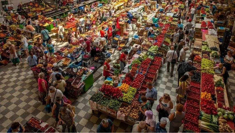 🦀 Гастрономический гид: легендарный Старый базар в Ростове-на-Дону 🍅