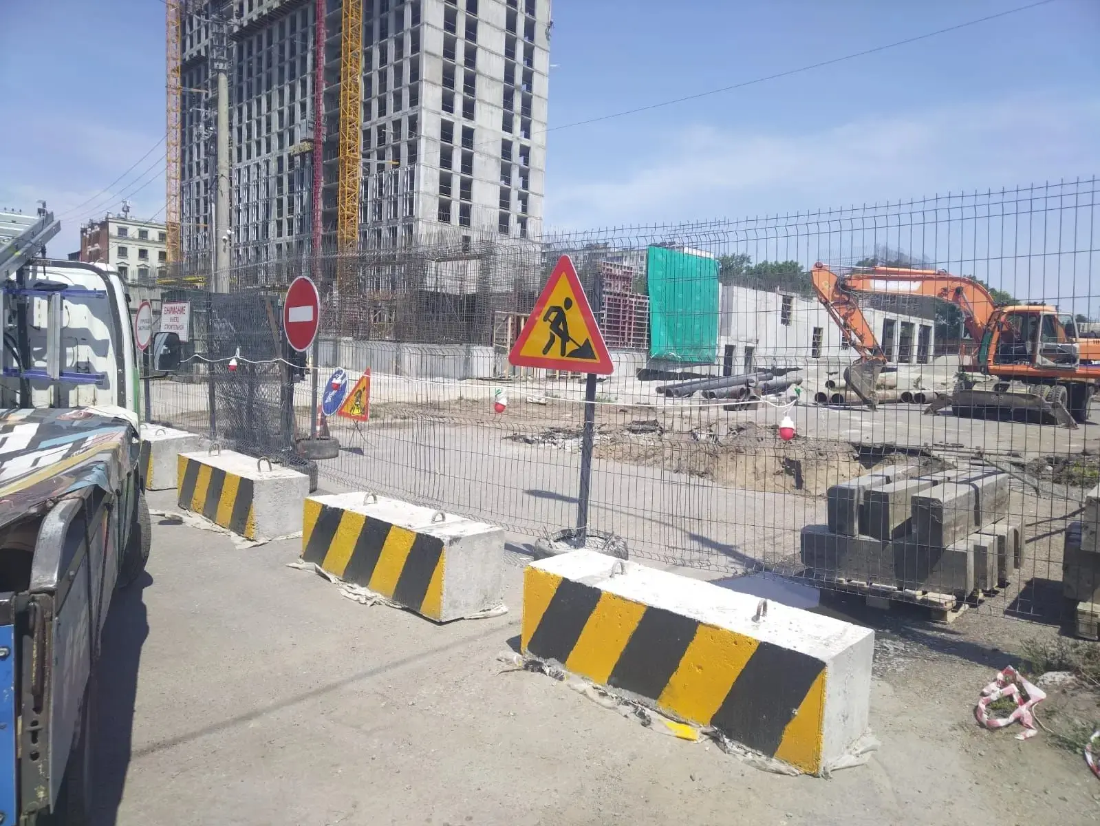 Движение по переулку Трубному перекрыли на полтора месяца