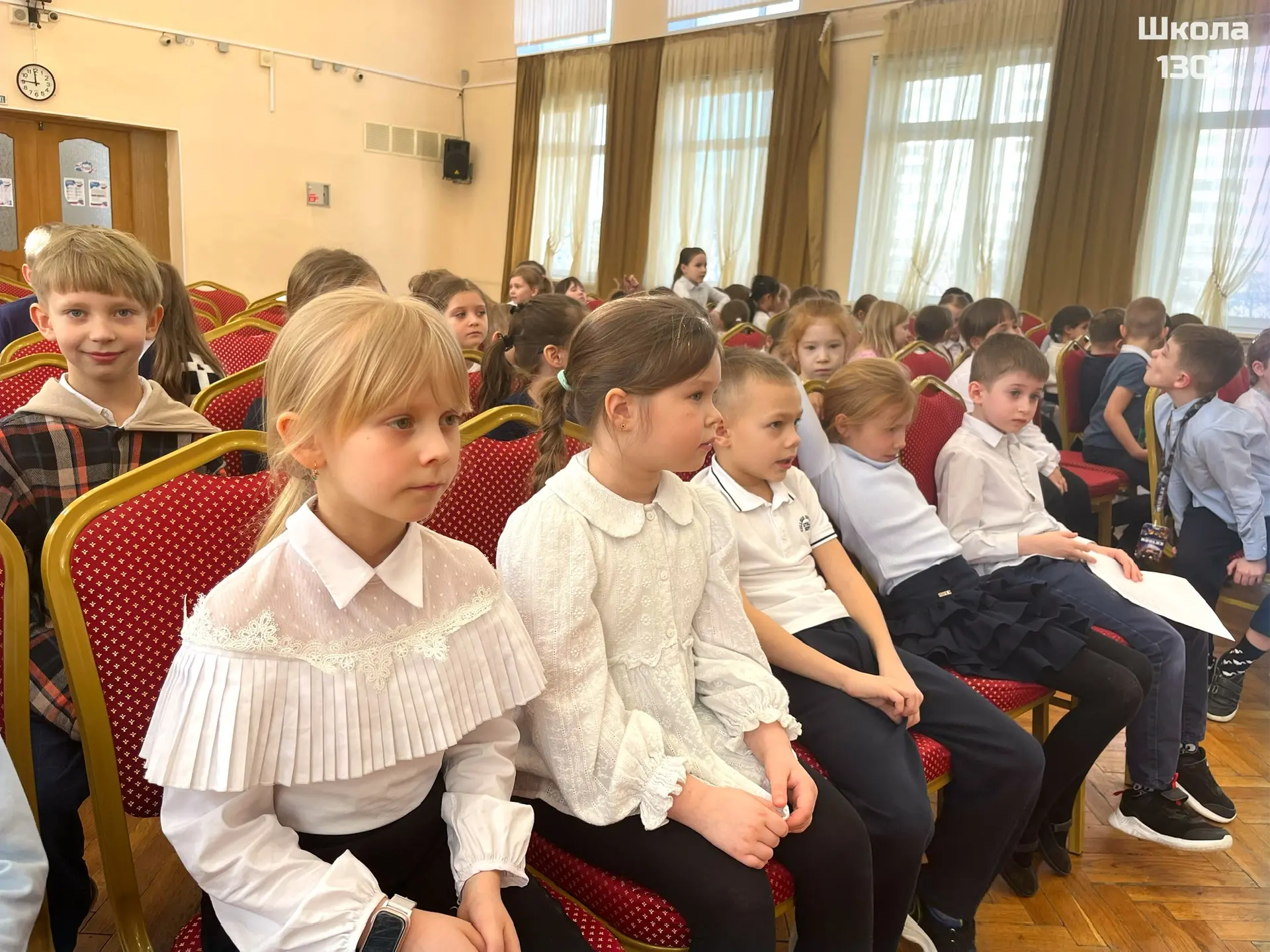🔬 Первые шаги в большую науку  В начальной школе завершилась конференция проектных и исследовательск