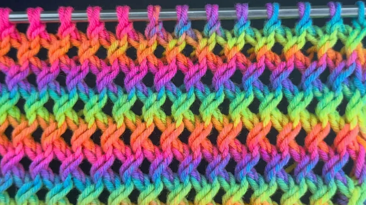 🧶 «АЖУР БЕЗ НАКИДОВ» — просто, но воздушно  📌 Лёгкий ажурный узор без единого накида — техника насто
