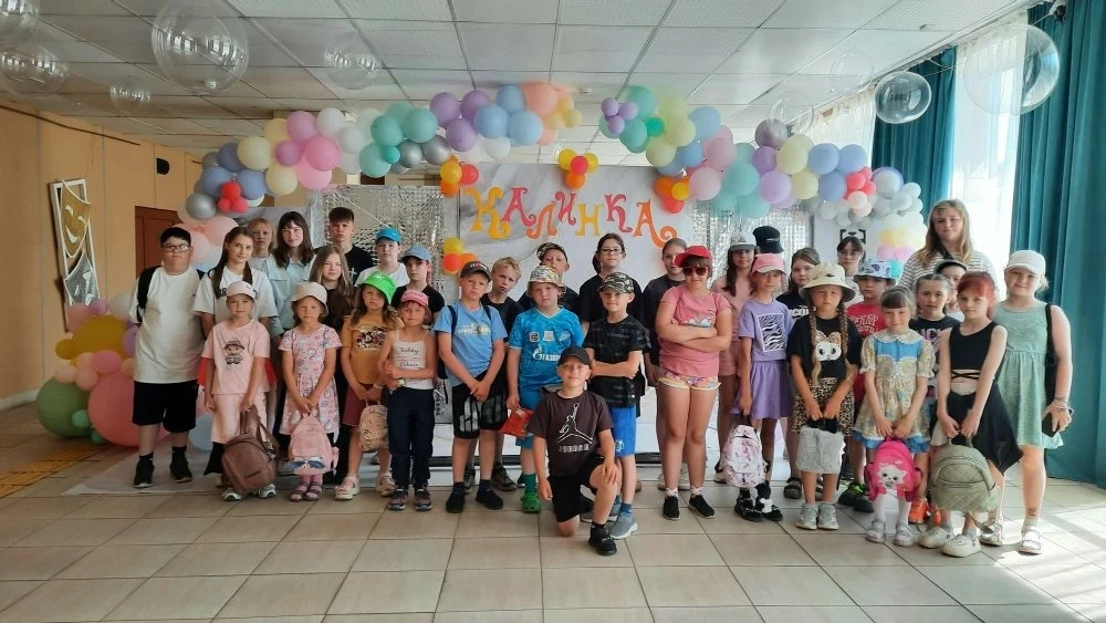 7 июня ребята нашего пришкольного лагеря "Алые паруса",  посмотрели мультфильм в кинотеатре Ирбейско