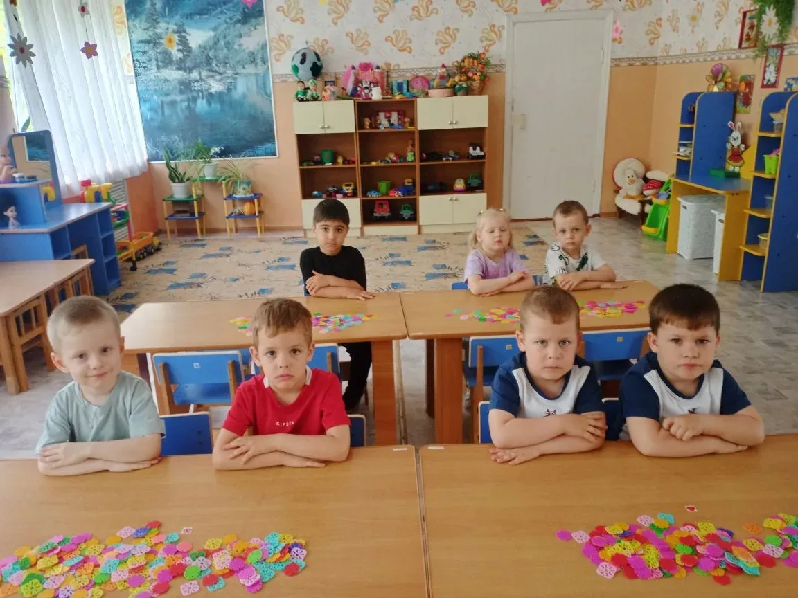 Развитие мелкой моторики во второй младшей группе "Капелька" - это не просто подготовка к письму, а 