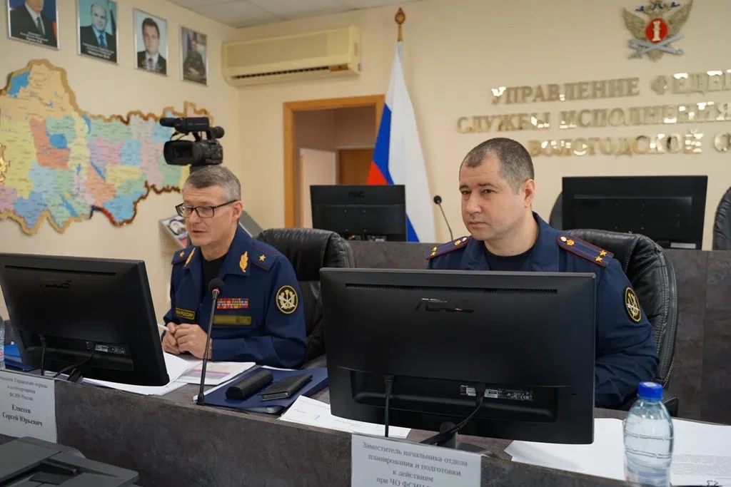 На базе УФСИН России по Вологодской области прошли сборы с заместителями начальников те...