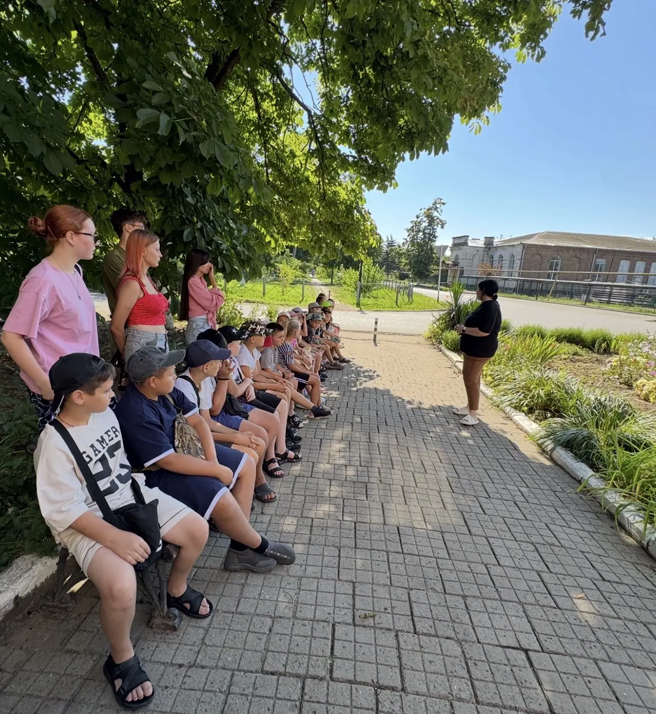 ☀️🌞☀️На детской летней культурно-досуговой площадке « Лотос» каждое утро начинается с важного и пол