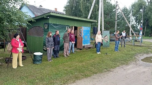 26 июля Галичское озеро встретило любителей рыбной ловли, готовых в любую погоду закинуть удочку и п