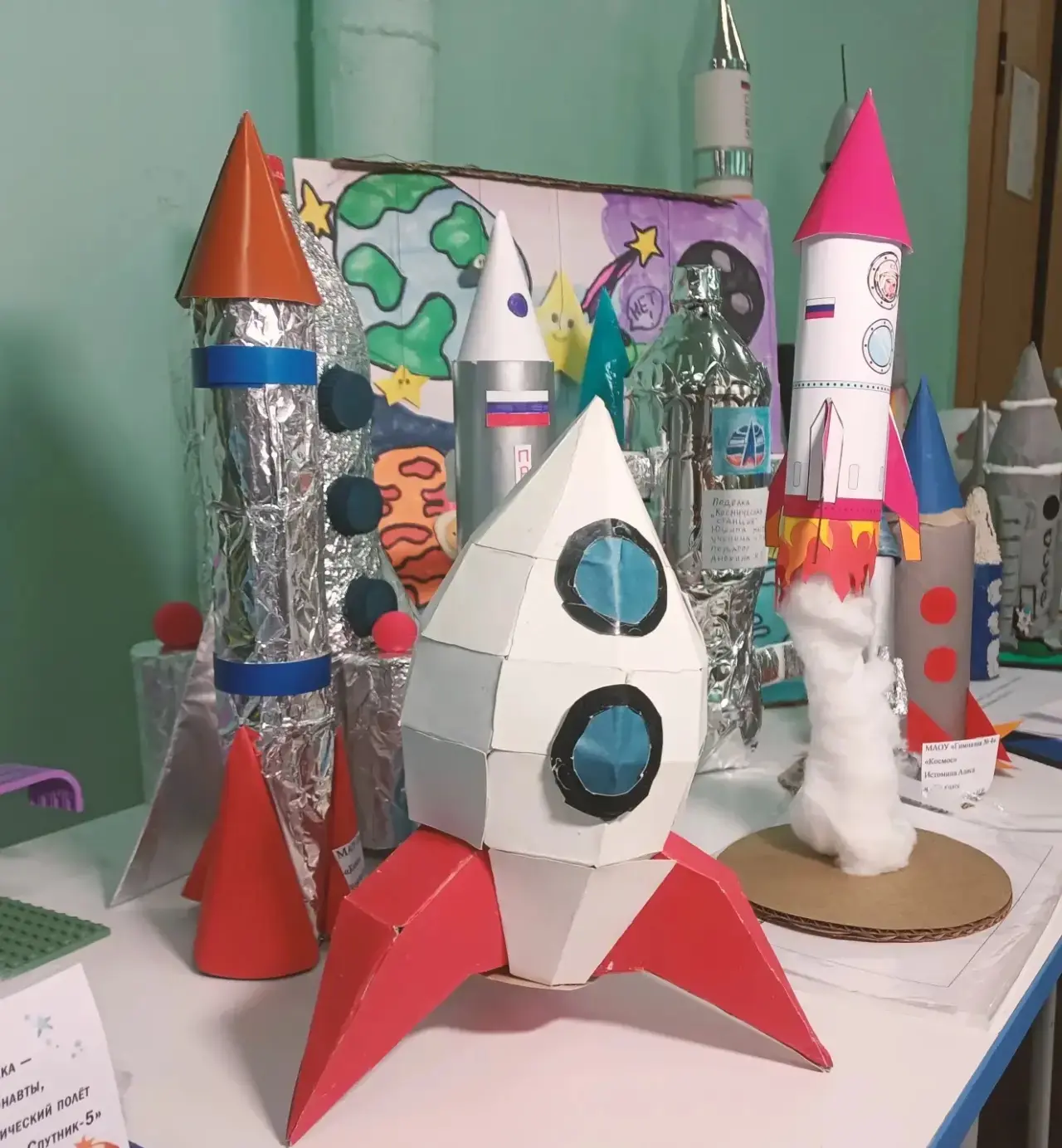 🚀 Старт конкурса поделок «Космос глазами детей»🌍  👨‍🚀 У нас невероятные новости! В нашей гимназии оф