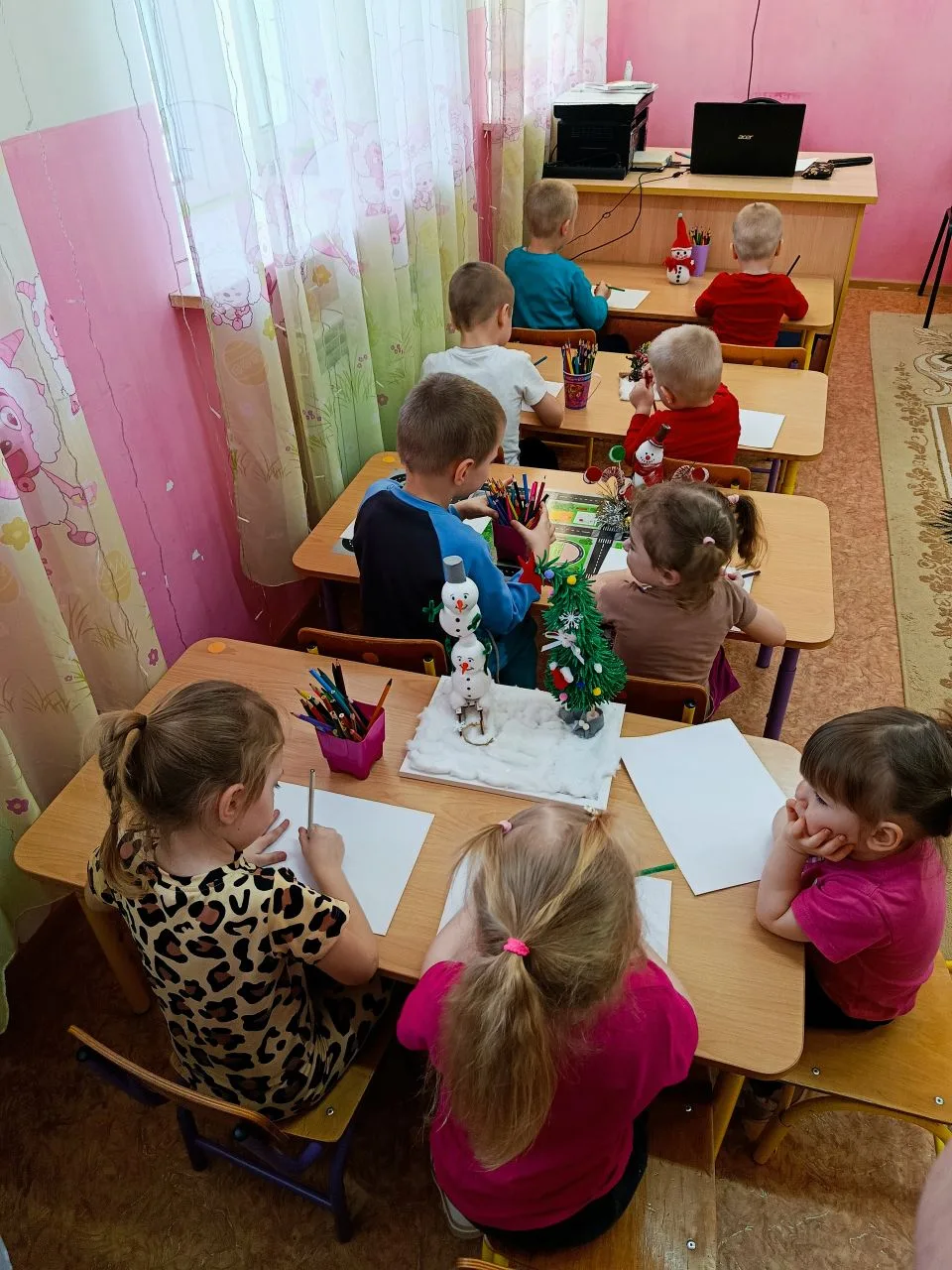 18 января — Всемирный день Снеговика, который можно отметить в детском саду. Праздник посвящён сказо