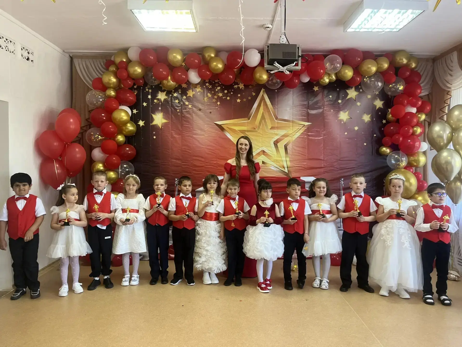 ✨🎉 В разновозрастной группе №3 прошёл выпускной! 🎉✨