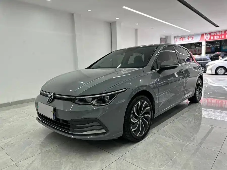 Volkswagen Golf Pro — популярный немецкий хэтчбэк 🇩🇪

⚙️ Характеристики
Год выпуска: 2021
Двигател