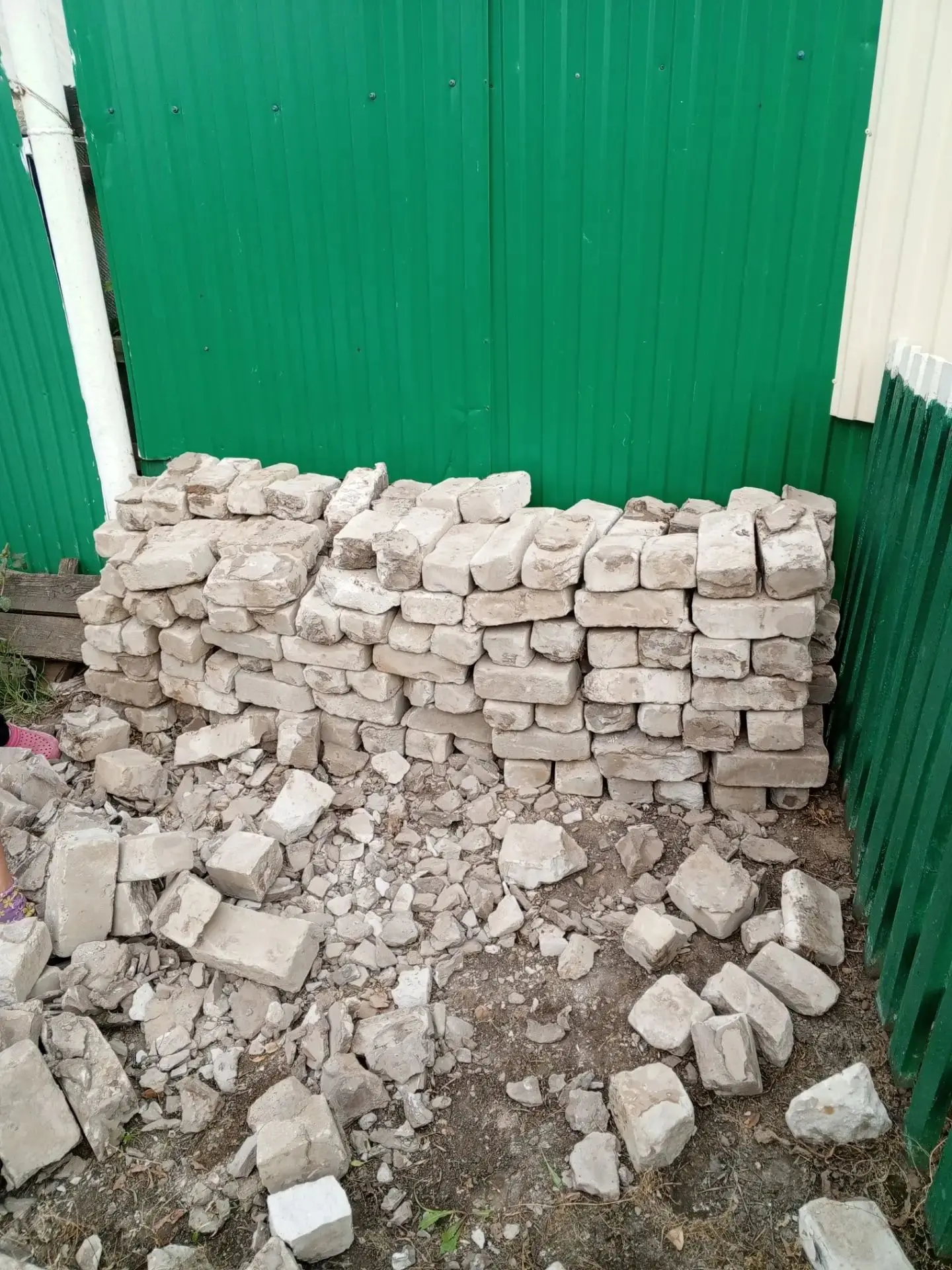 Отдам бесплатно. Самовывоз. 899228234365