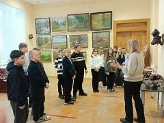 Наши обучающиеся посетили выставку в Валуйском историко-художественном музее, посвящённ...