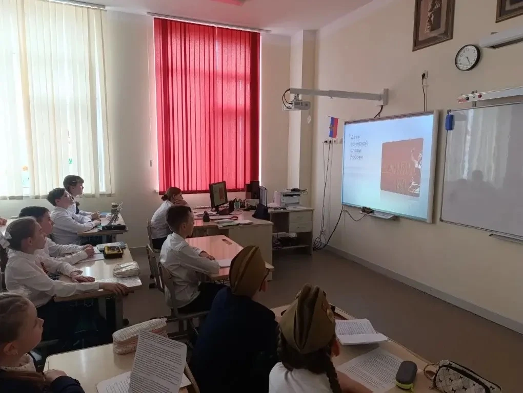 🎖️📽️ ПРОСМОТР ДОКУМЕНТАЛЬНОГО ФИЛЬМА «КОМАНДОВАТЬ ПАРАДОМ БУДЕТ ОН: ИСТОРИЯ ОДНОГО ГЕНЕРАЛА» 🎖️📽️  1
