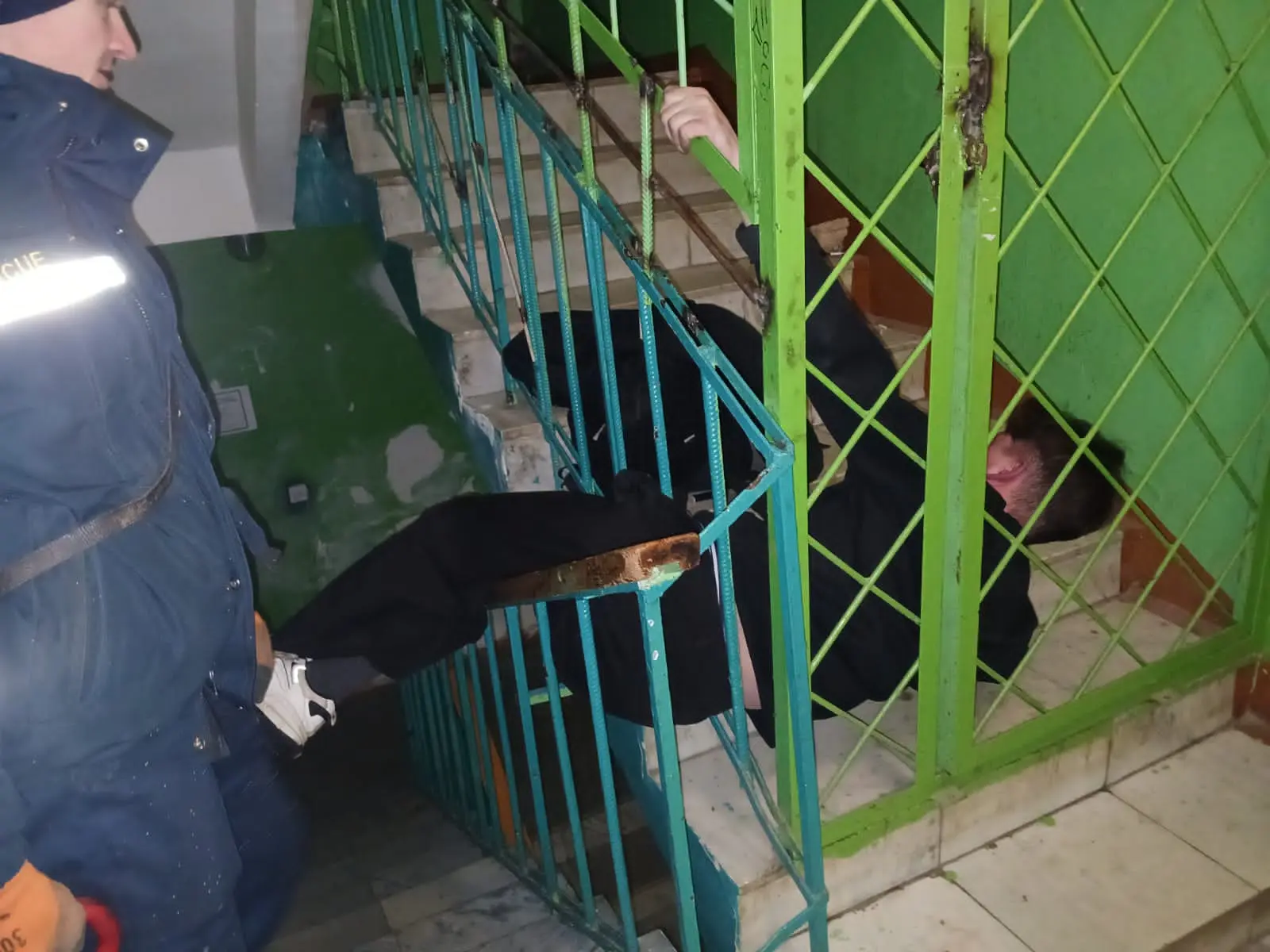 Иногда жизнь внезапно проверяет человека на гибкость. Иногда — на сообразительность. А иногда — на ш