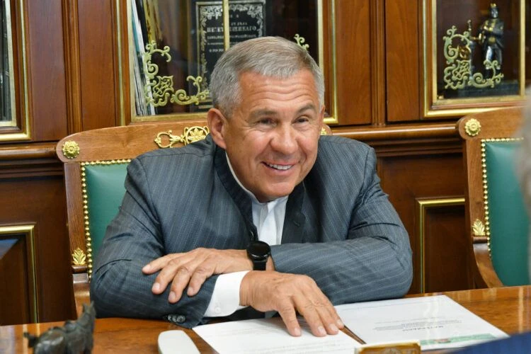 Рустам Минниханов поздравил «Динамо‑Ак Барс» с «золотом» Чемпионата России по хоккею на...
