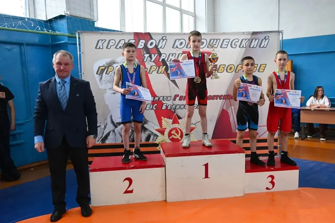 🏆 Гордимся лицеистами!   🤼 2 мая в городе Енисейске состоялся открытый турнир по греко-римской борьб
