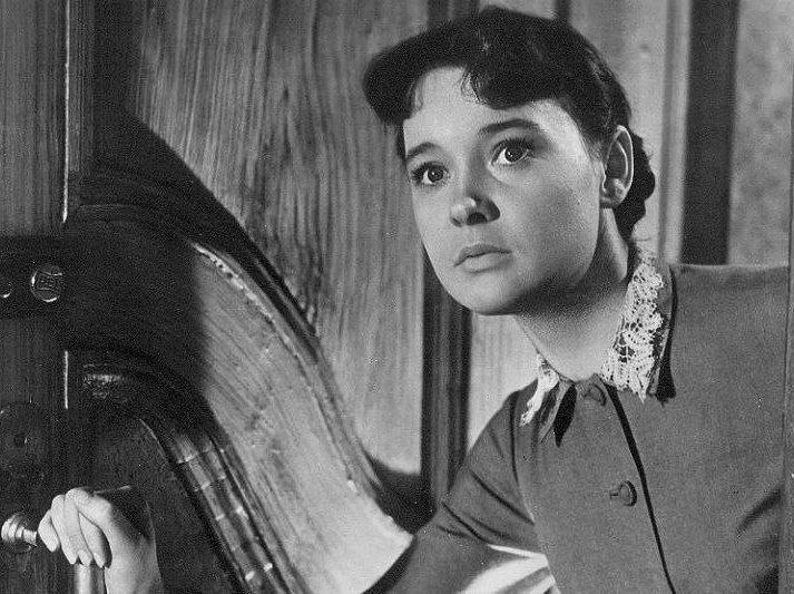 Режиссер фильма «Балтийское небо» (1960) Владимир Венгеров рассказывал, что когда Людми...