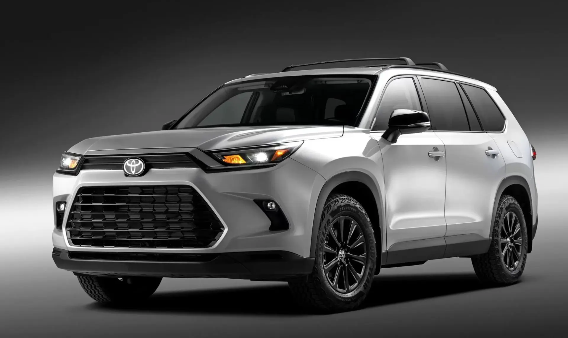 Toyota Grand Highlander получил версию для бездорожья