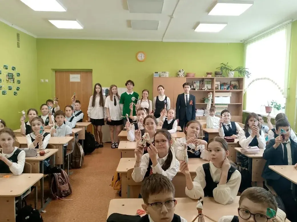 💚 МАСТЕР-КЛАСС ОТ ЮННАТОВ   Сегодня юннаты нашей гимназии провели мастер-класс по изготовлению «Слав