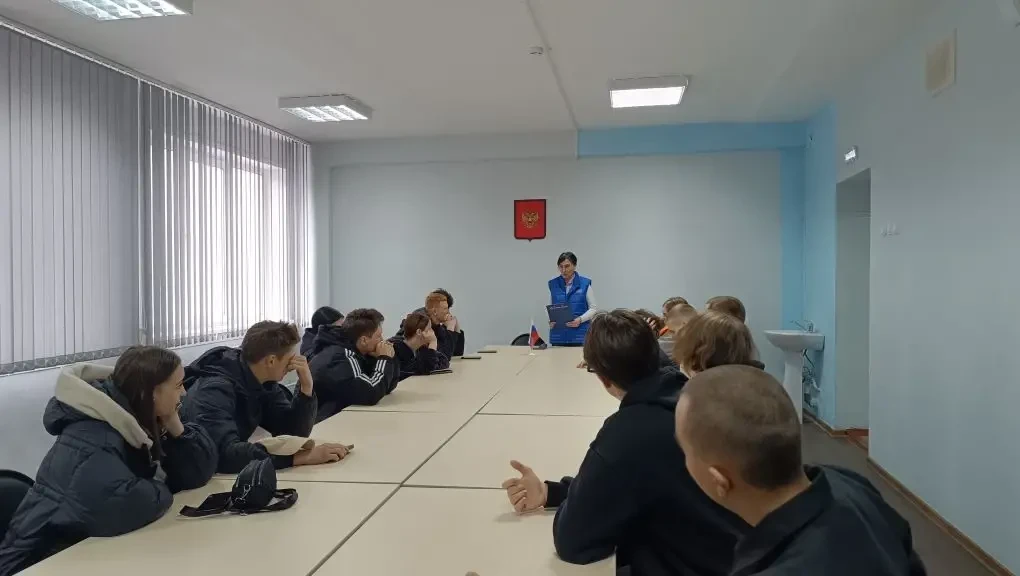 Кадровый центр «Работа России» города Искитима провел информационную встречу со студент...
