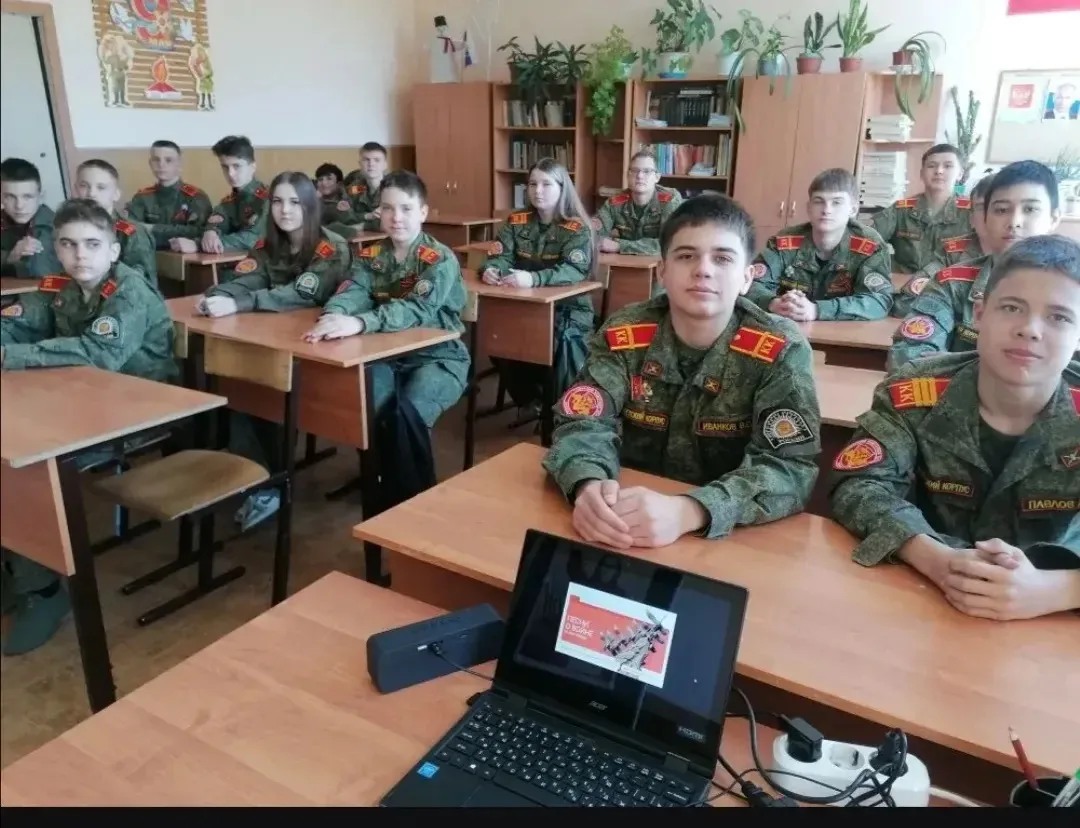 Наша неделя, посвящённая Дню Победы, была насыщена яркими и значимыми событиями! 🎖️  - Фильм «Ангелы