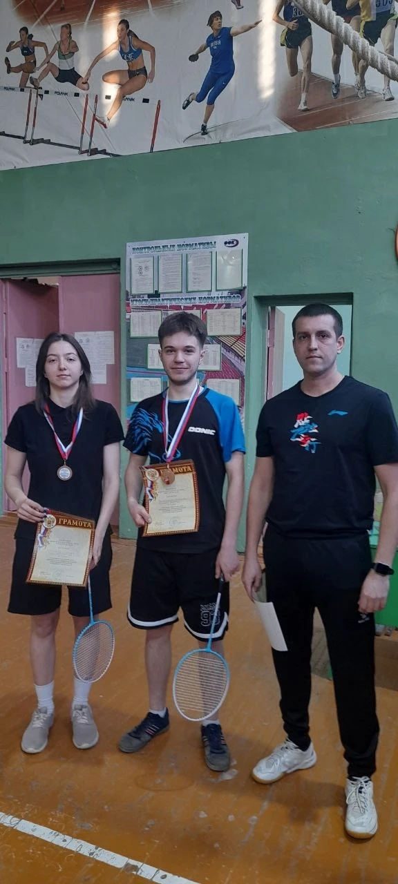 16 марта в спортивном зале БГУ  состоялись соревнования студентов по бадминтону в зачет Областной сп
