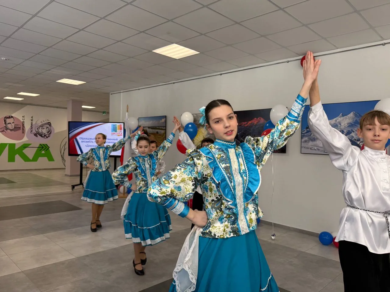 https://vk.com/wall-222308861_5516  День в истории нашей школы! 🏫✨  В нашей школе состоялось  торжес